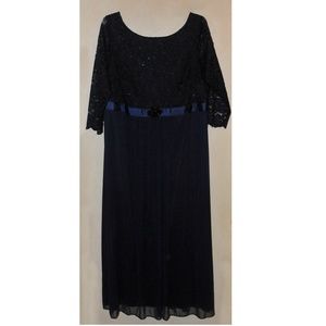 Elegant Navy Formal Gown